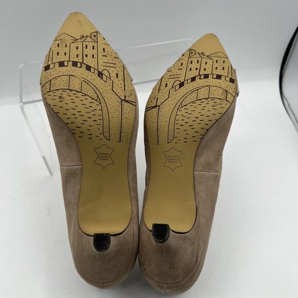 Bella Vita Womens 8 WW Taupe Suede Leather Kitten Heel Pumps Buckle Minimalist - Picture 11 of 12